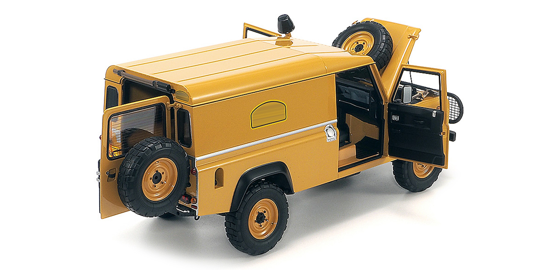 LAND ROVER 110 CAMEL TROPHY SUPPORT UNIT BORNEO - 1985