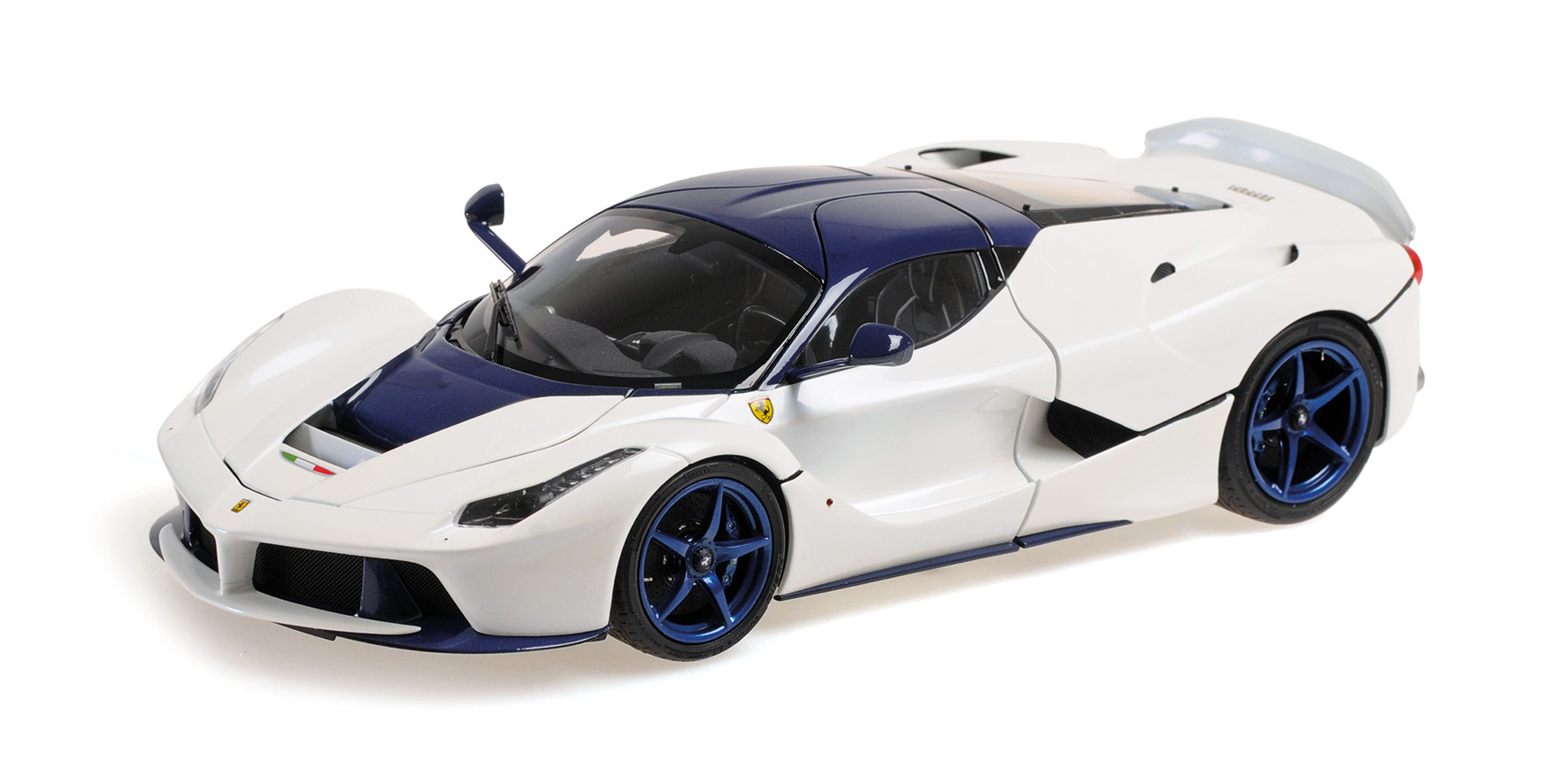 FERRARI LAFERRARI - WHITE/BLUE