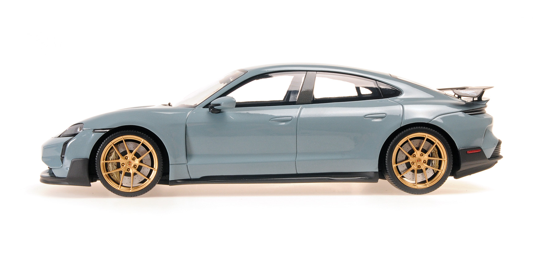 PORSCHE TAYCAN TURBO GT - 2024 - GREEN