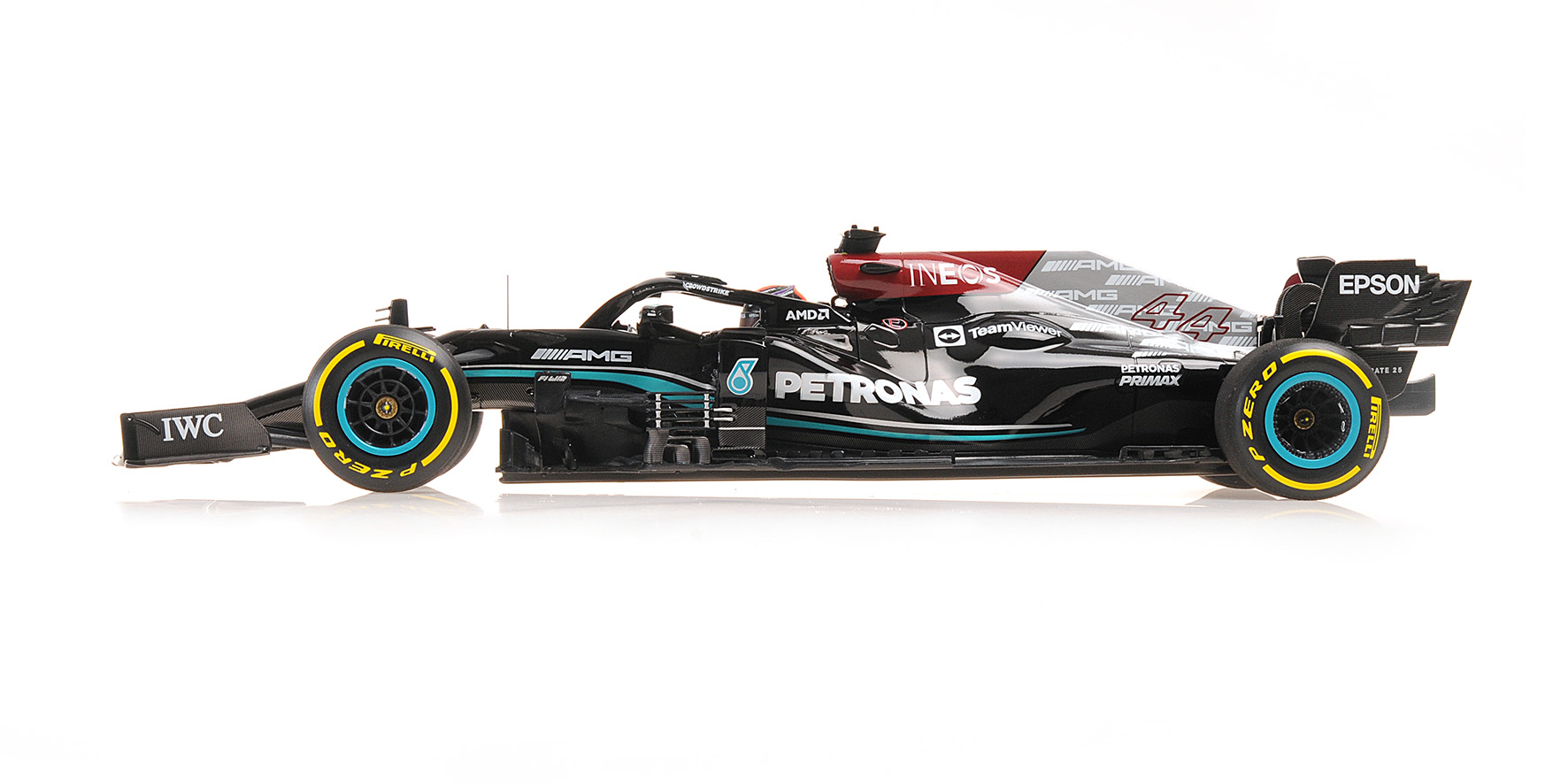 MERCEDES-AMG PETRONAS FORMULA ONE TEAM W12 E PERFORMANCE - LEWIS HAMILTON - WINNER QATAR GP 2021
