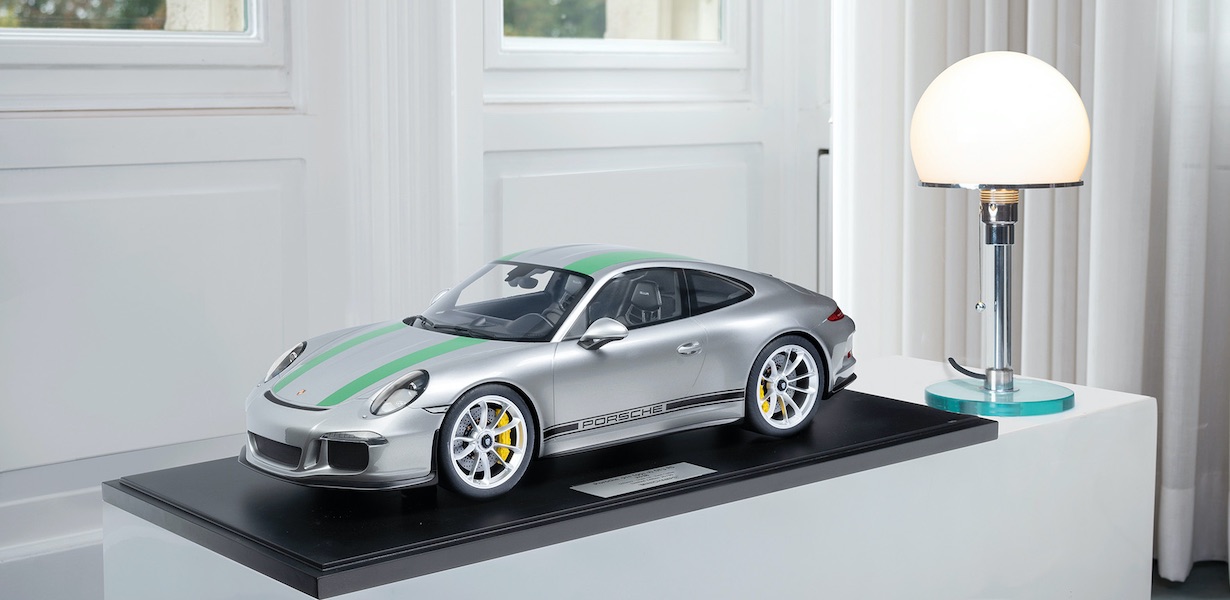 PORSCHE 911 (991.1) R - 2016 - SILBER GRÜNES DEKOR (99)